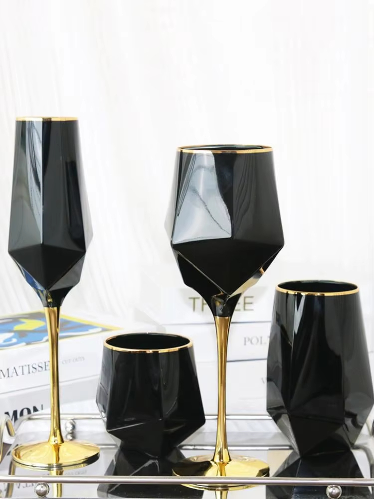 Wine In Beer Glass - Pure Black Crystal Golden Edge Wine